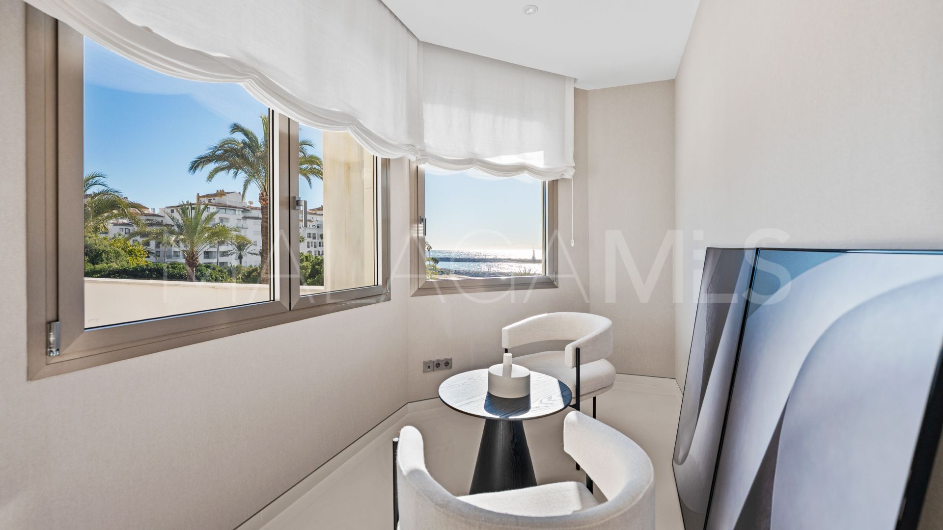 Lägenhet for sale in Gray D'Albion