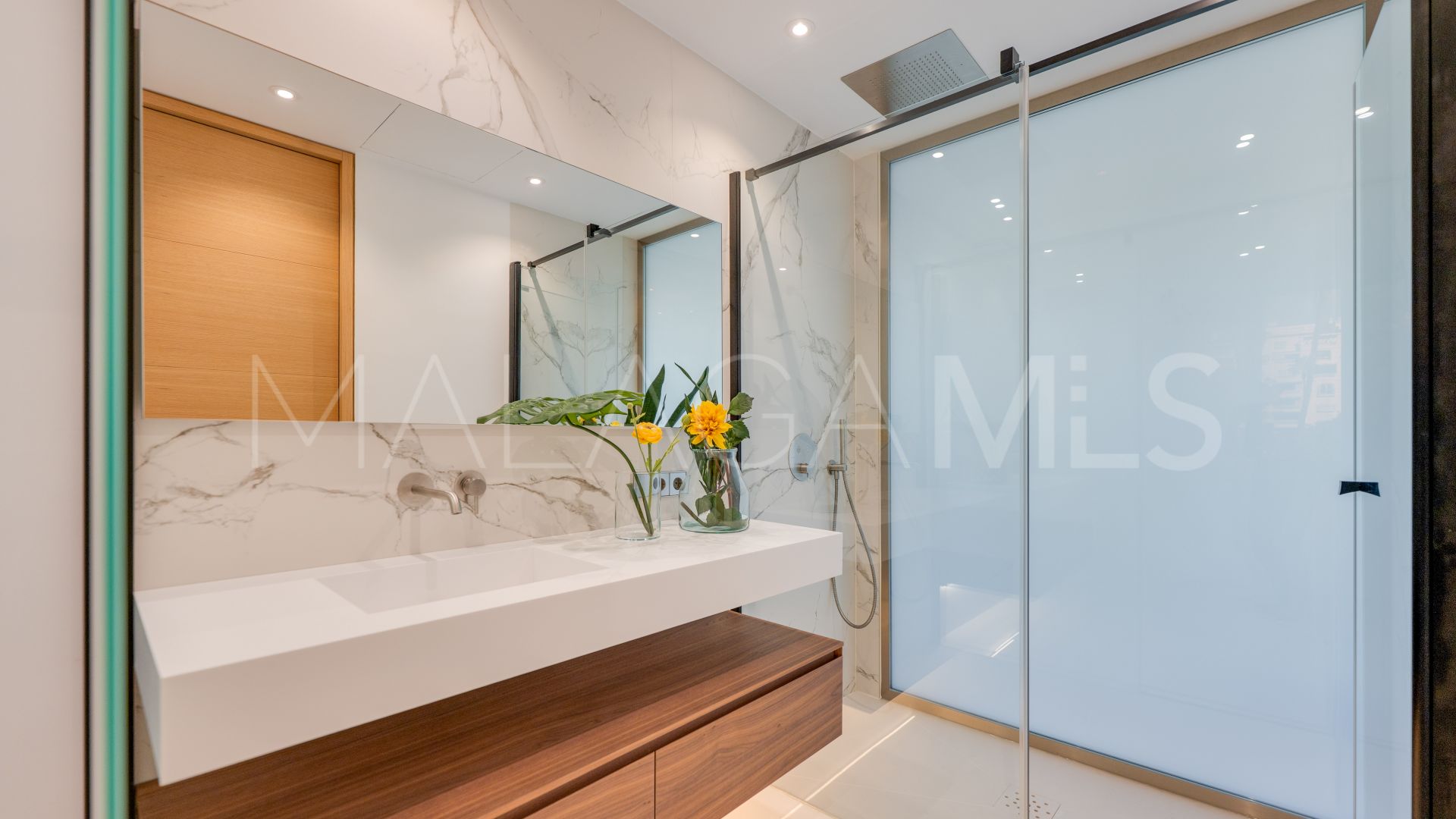 Lägenhet for sale in Gray D'Albion