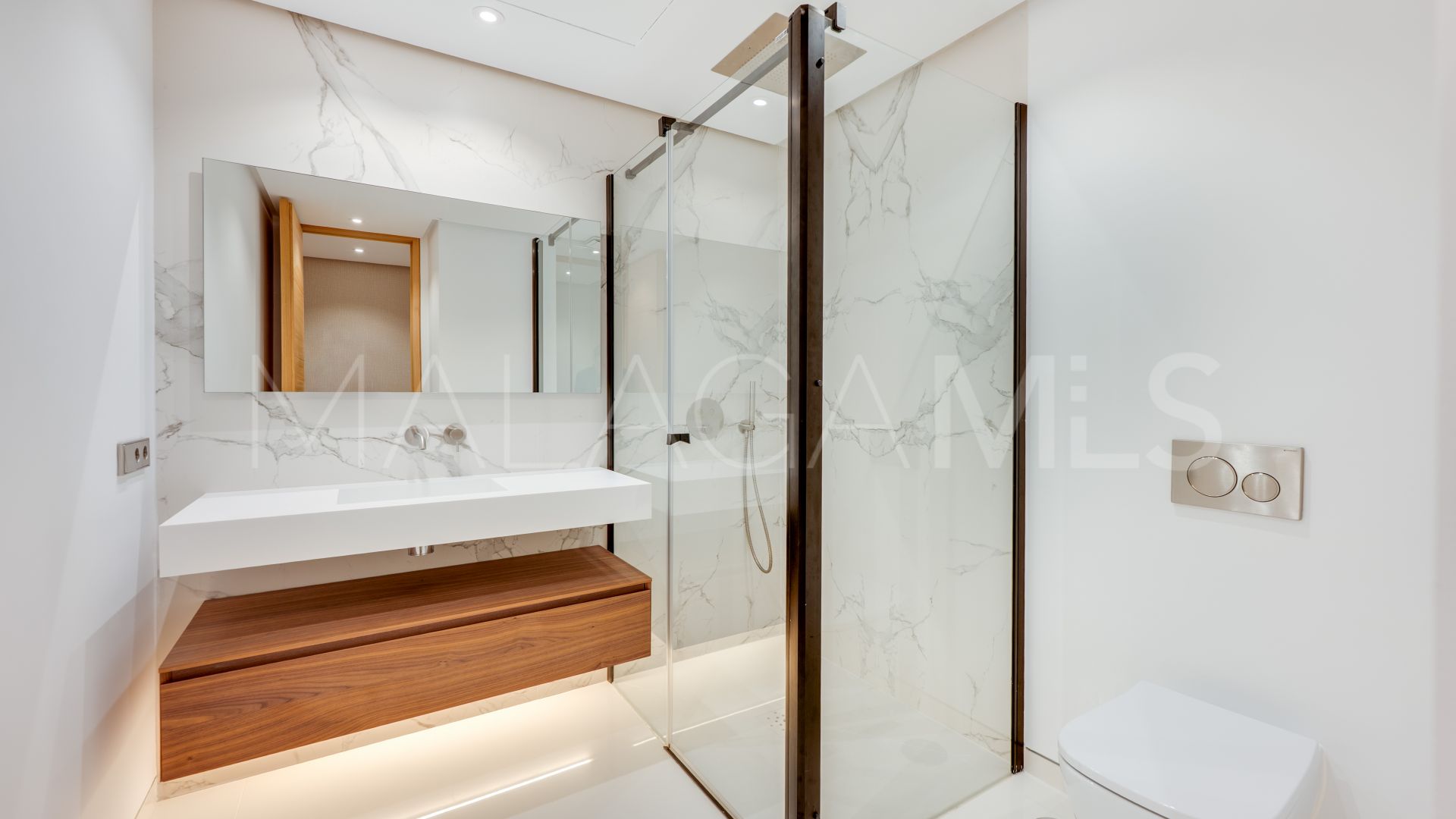 Lägenhet for sale in Gray D'Albion