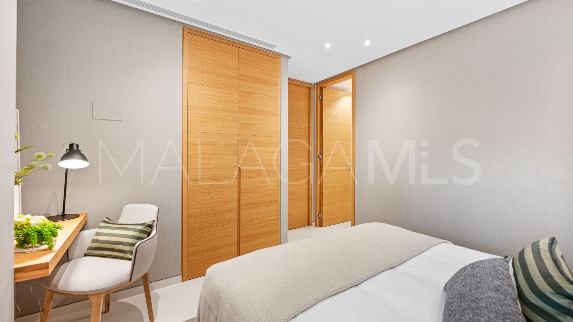 Lägenhet for sale in Gray D'Albion