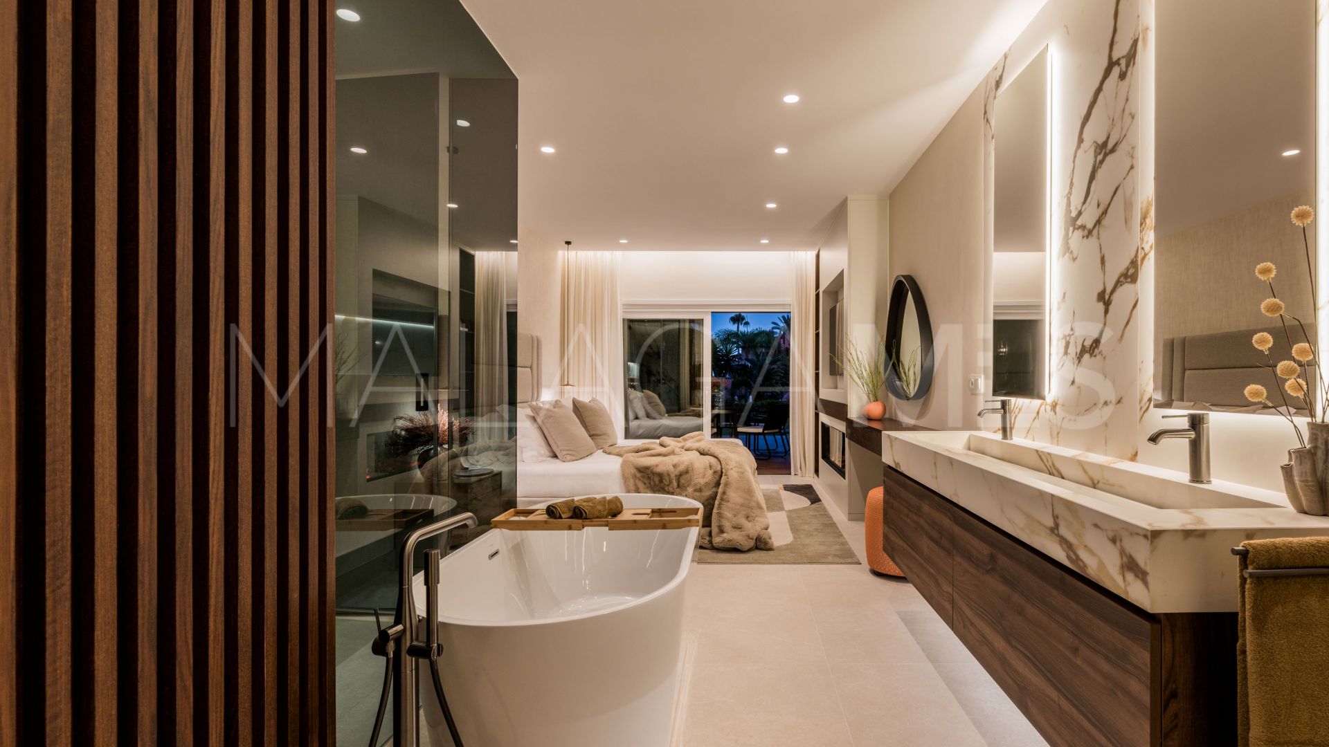Se vende apartamento planta baja with 3 bedrooms in New Golden Mile