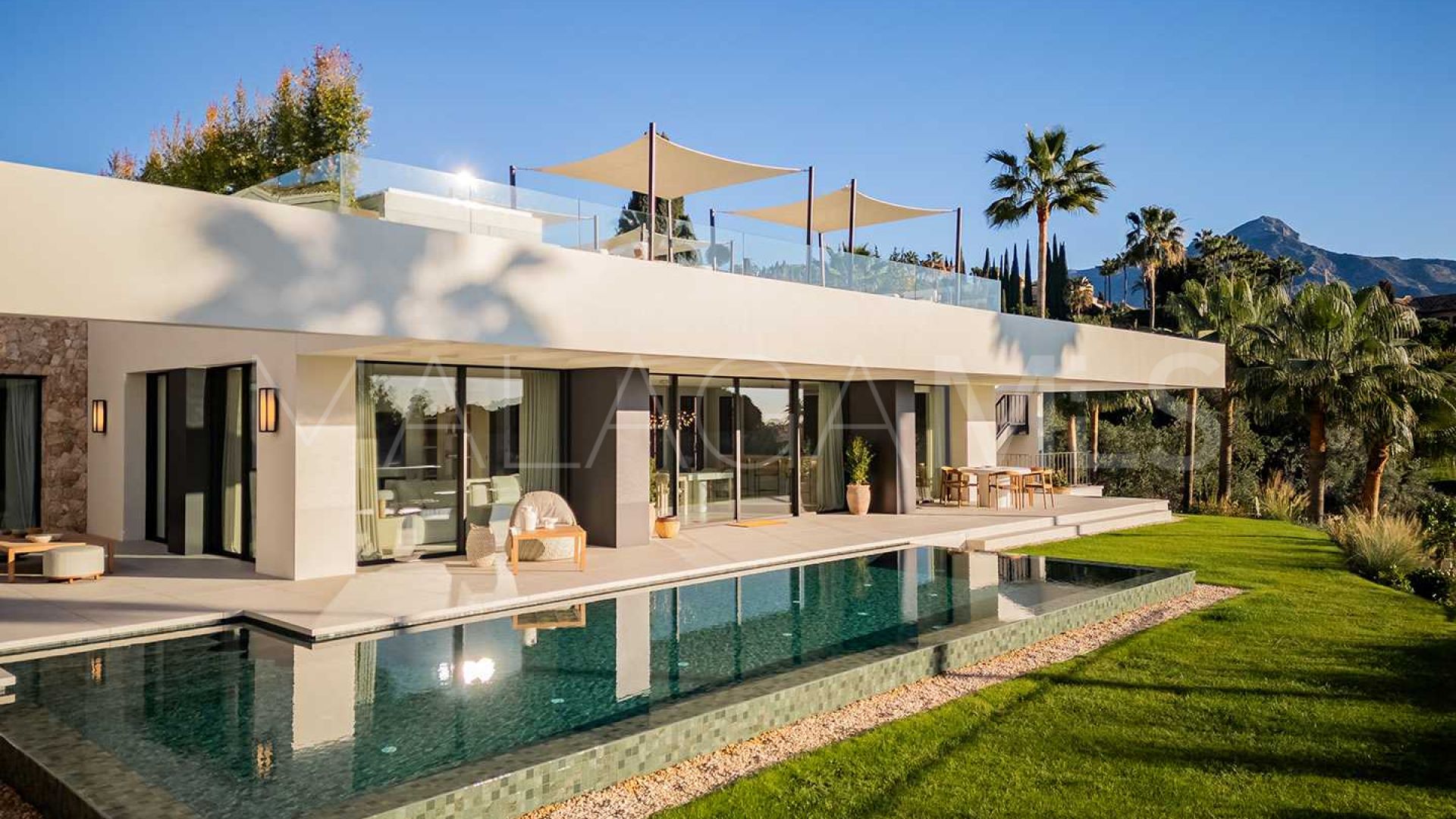 Villa for sale in Los Naranjos Golf