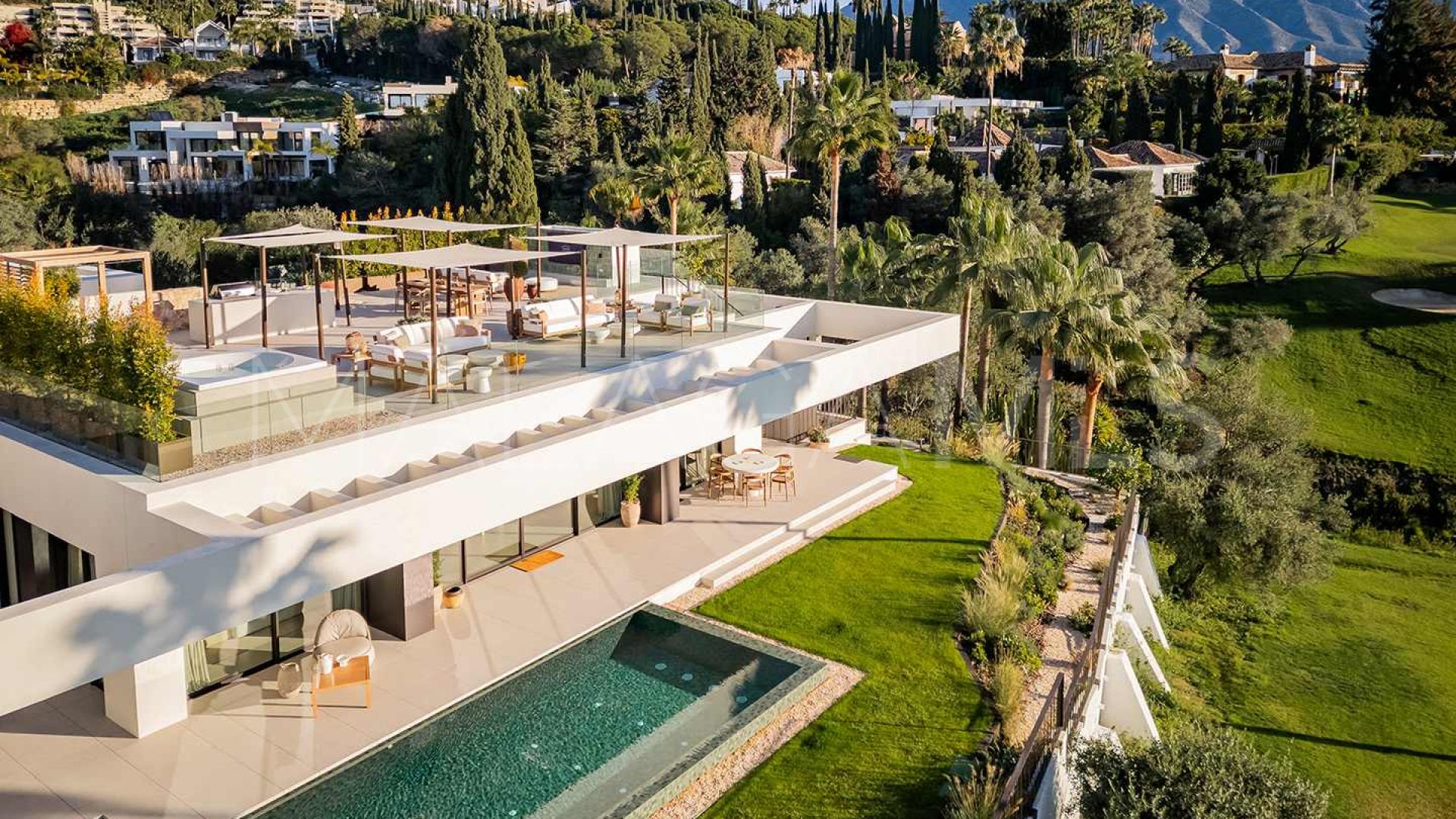 Villa for sale in Los Naranjos Golf