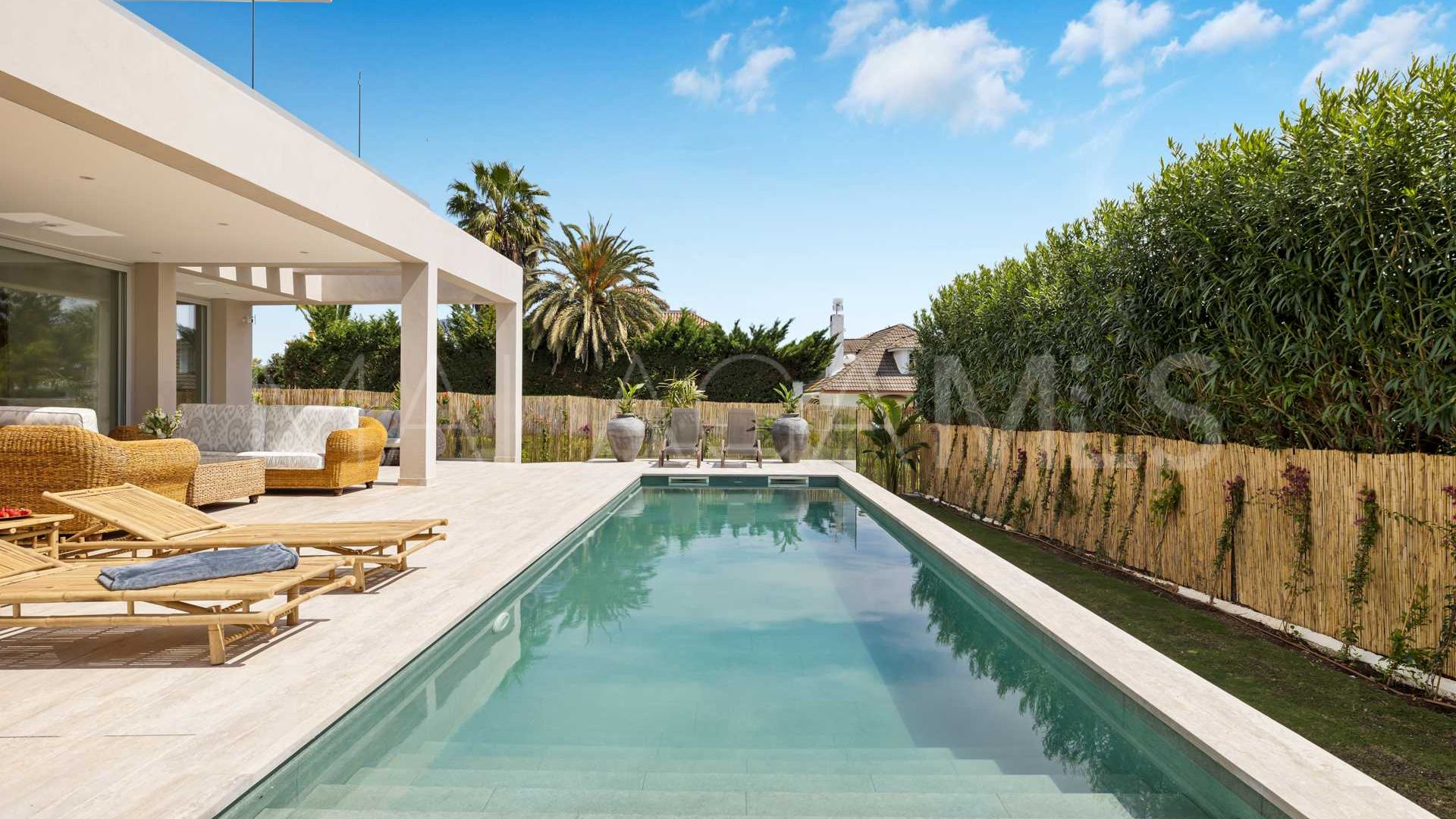 Villa for sale in San Pedro de Alcantara
