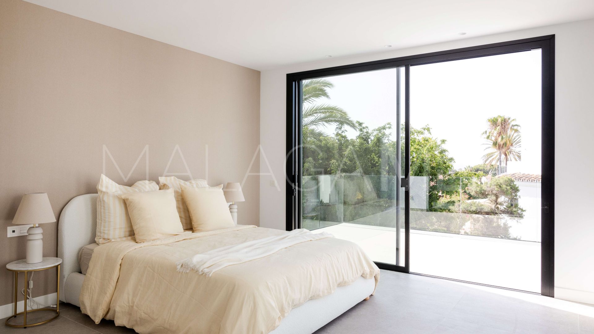 Villa for sale in Marbesa with 5 bedrooms