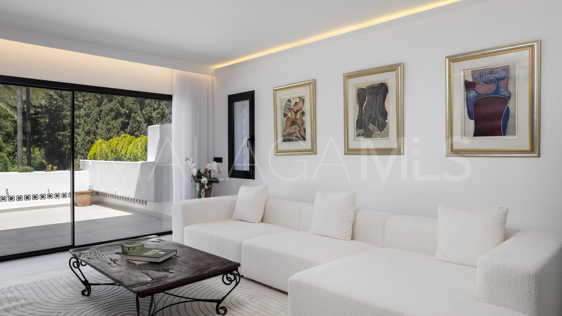 3 bedrooms apartment in Kings Hills for sale