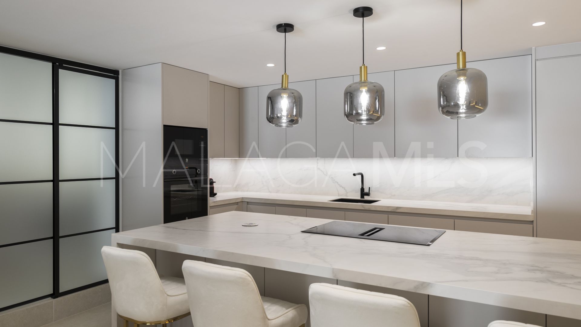 3 bedrooms apartment in Kings Hills for sale