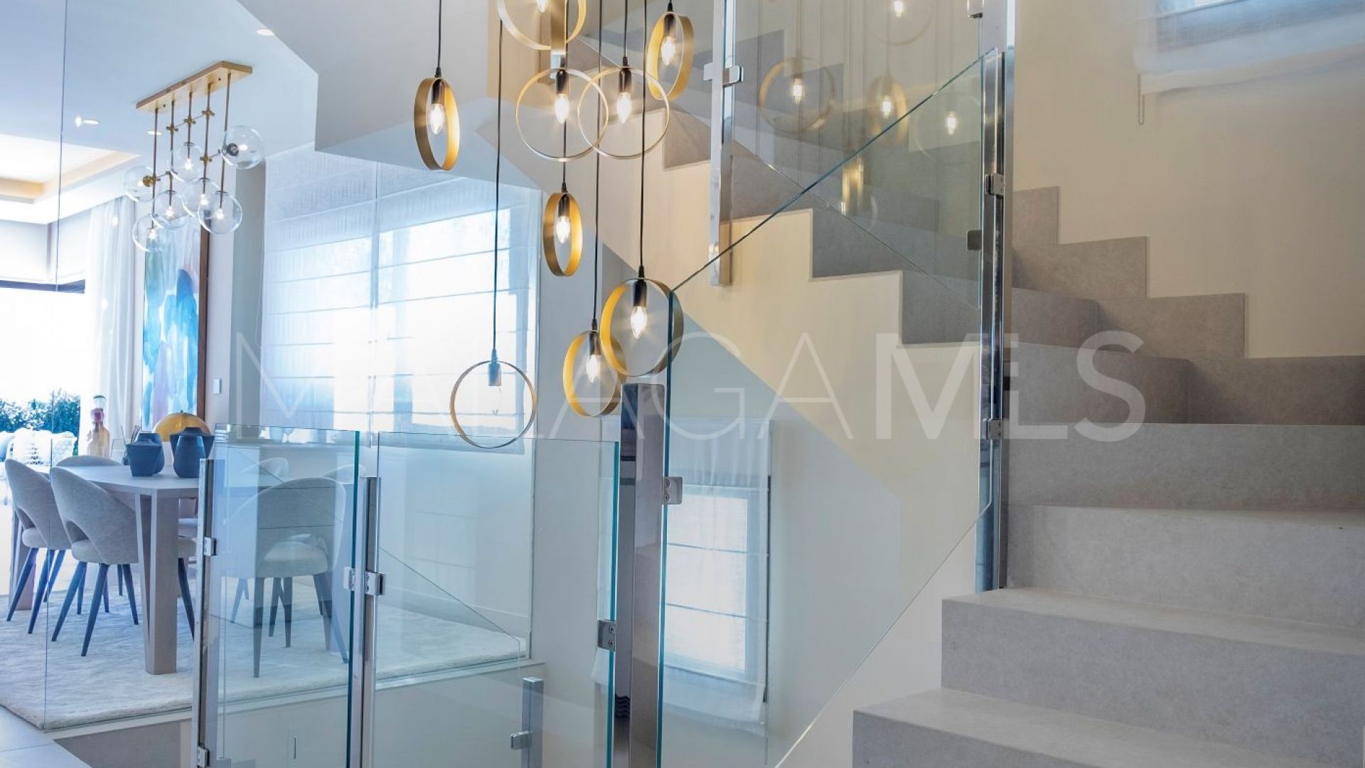 Villa for sale in New Golden Mile