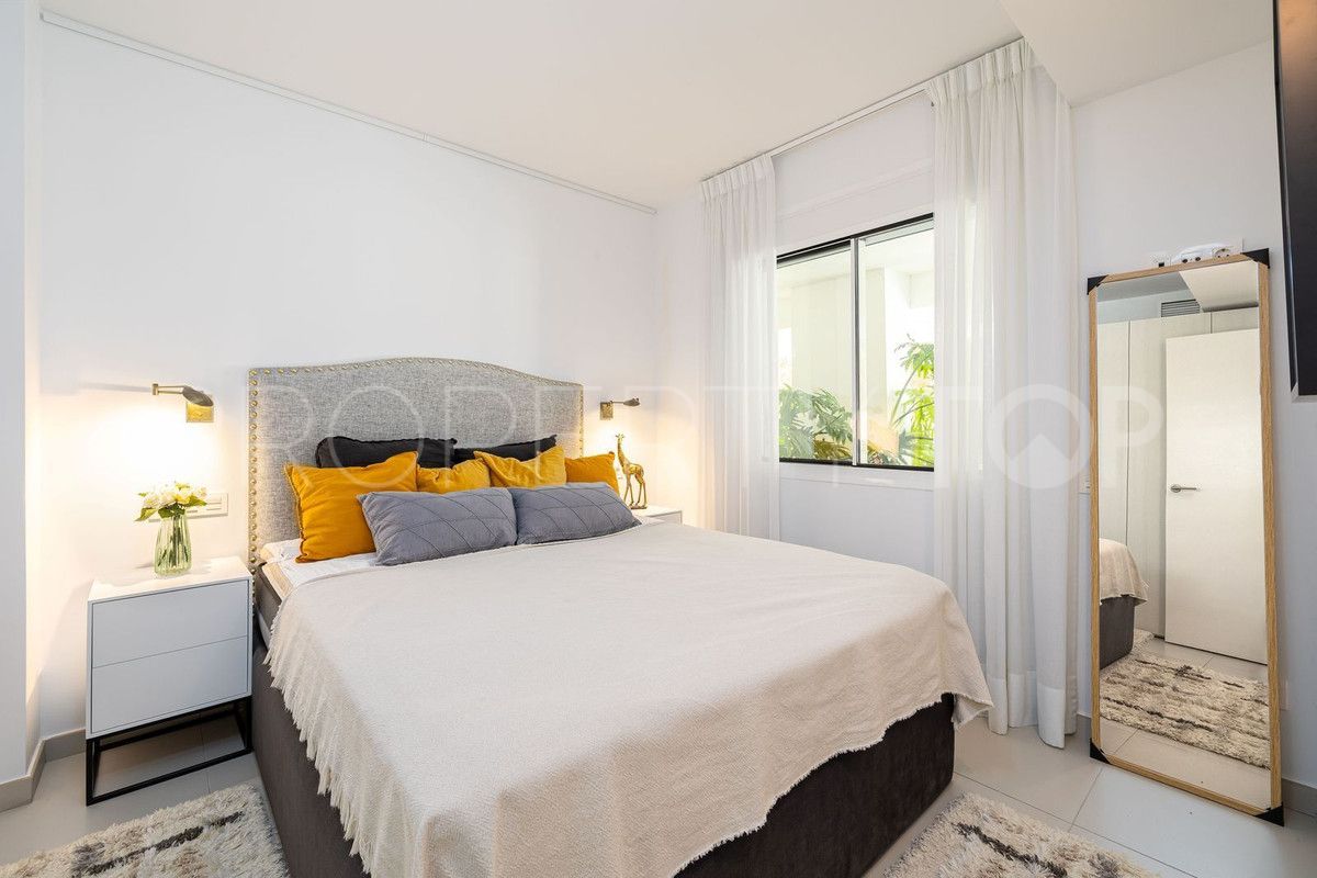 Apartamento planta baja en venta en Benalmadena