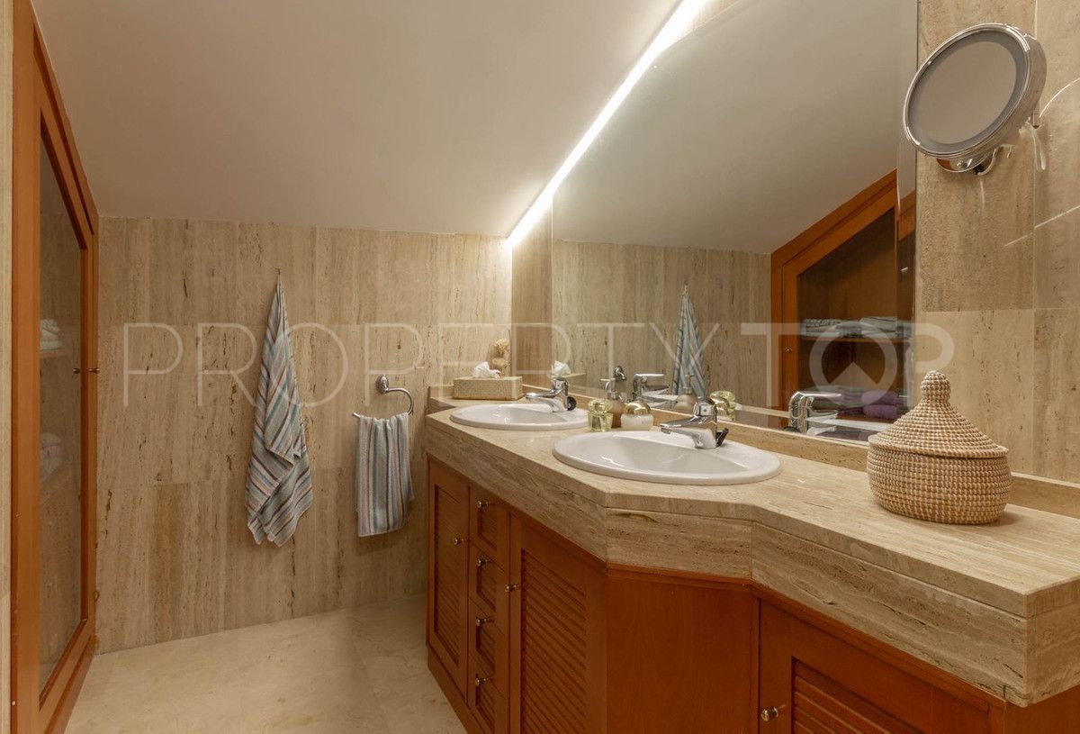 For sale Elviria penthouse