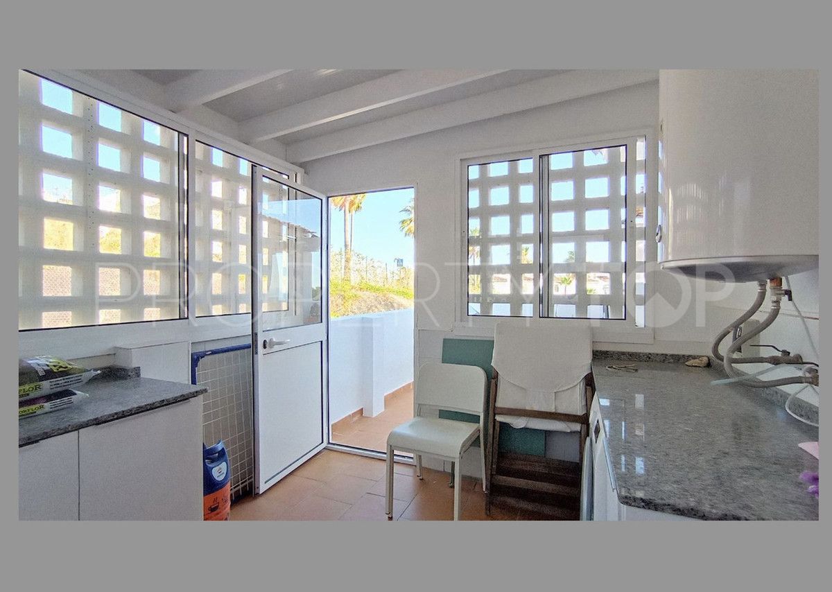 Calahonda 3 bedrooms penthouse for sale