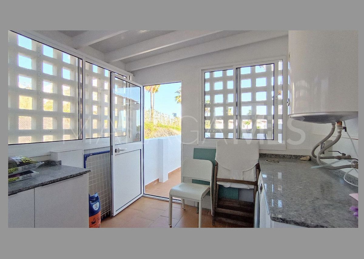 Calahonda 3 bedrooms penthouse for sale