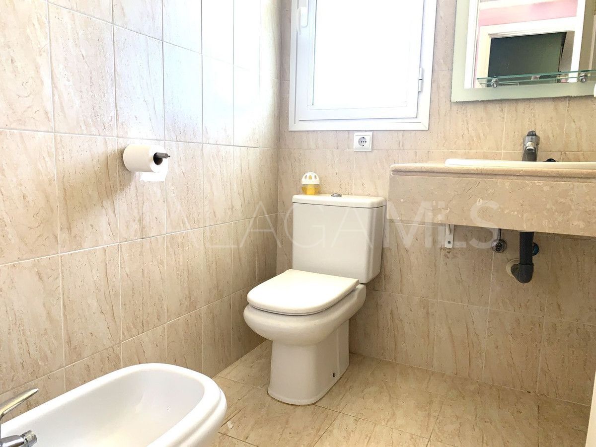 Atico for sale in Calahonda with 2 bedrooms