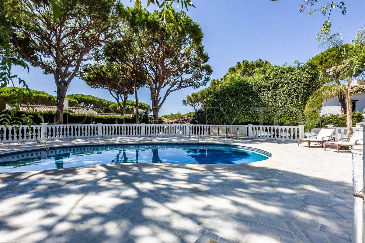 Calahonda villa for sale