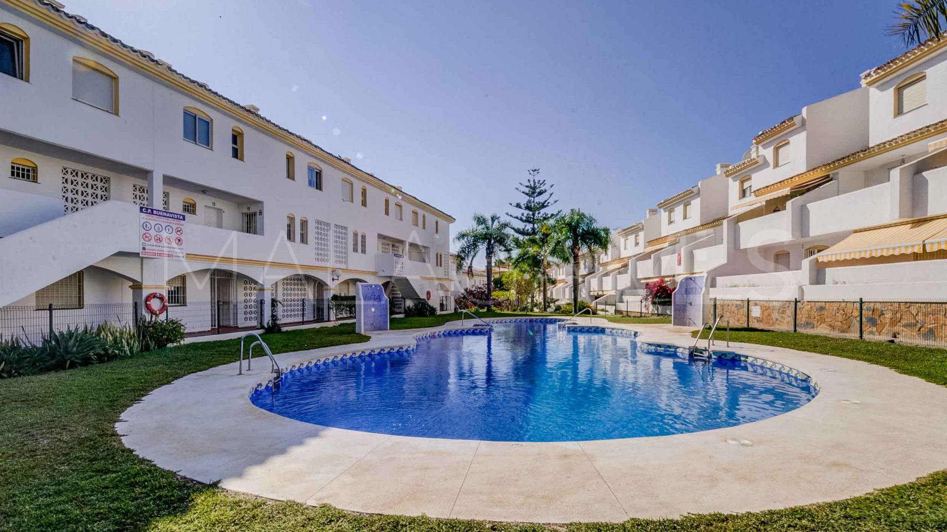 Duplex rez de chaussée for sale in Sitio de Calahonda