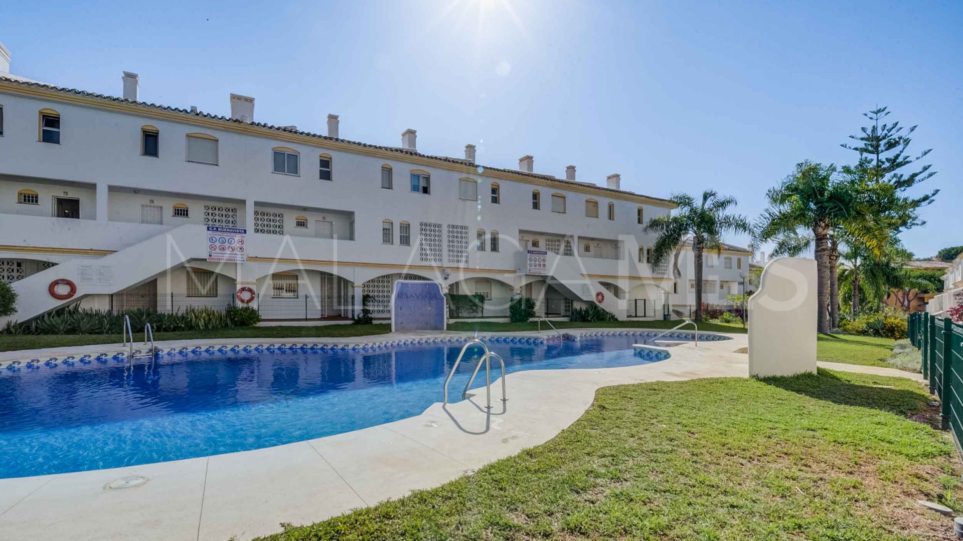 Duplex rez de chaussée for sale in Sitio de Calahonda