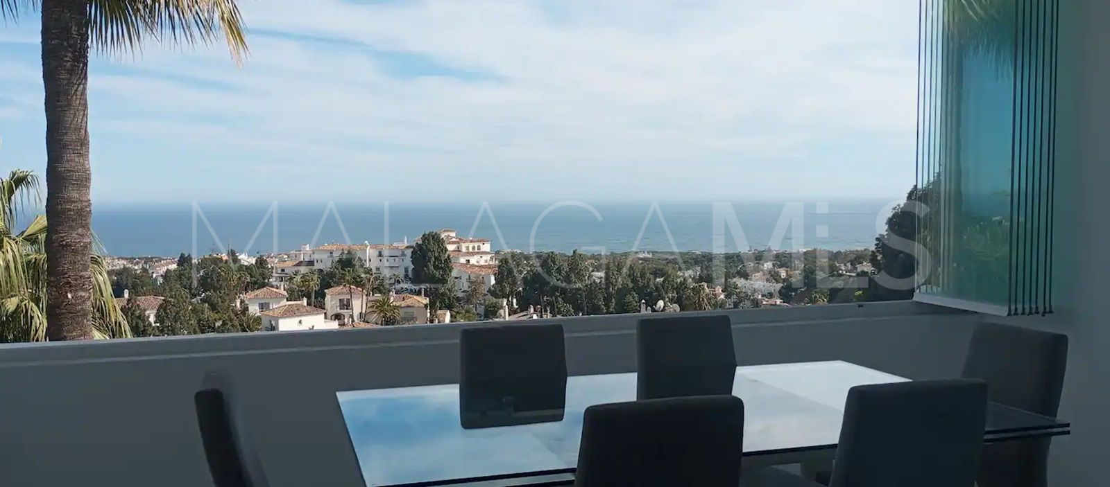 Sitio de Calahonda, atico duplex with 4 bedrooms a la venta