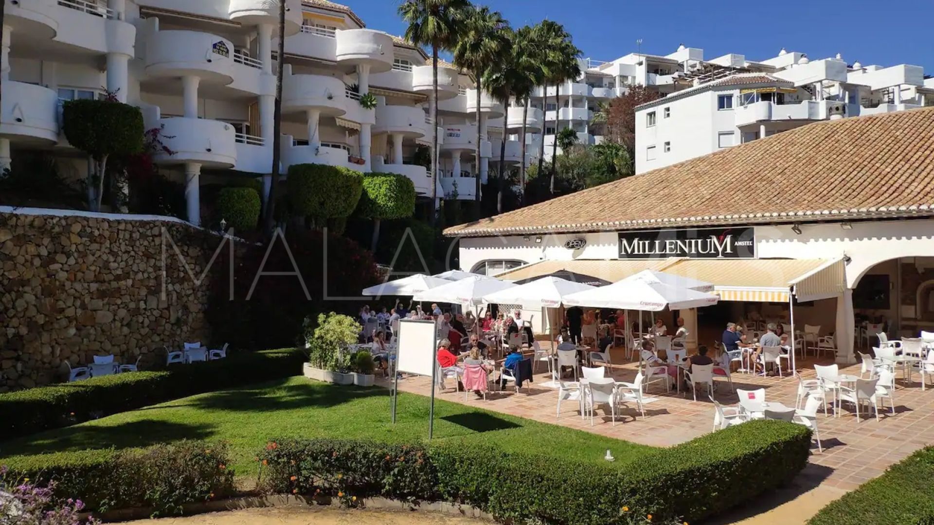 Sitio de Calahonda, atico duplex with 4 bedrooms a la venta