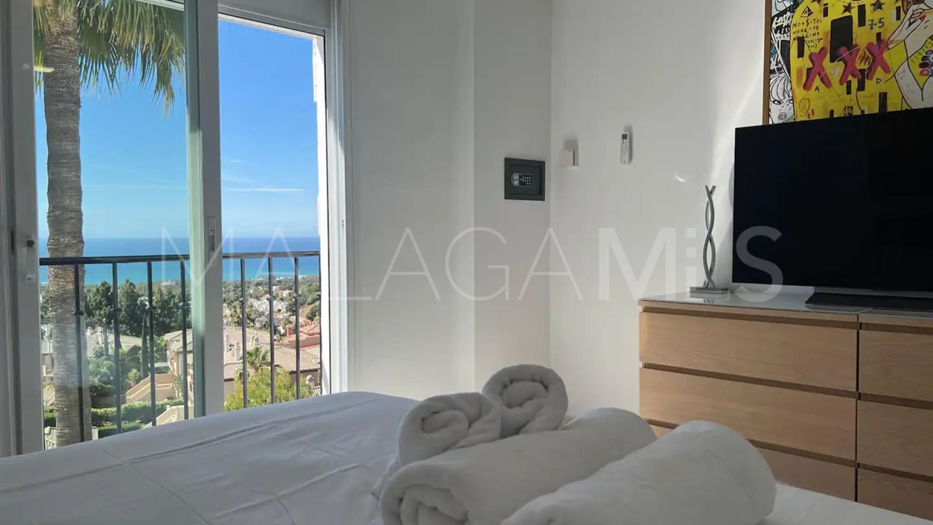 Sitio de Calahonda, atico duplex with 4 bedrooms a la venta