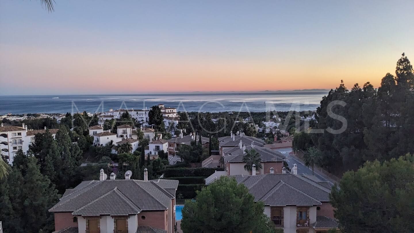 Sitio de Calahonda, atico duplex with 4 bedrooms a la venta