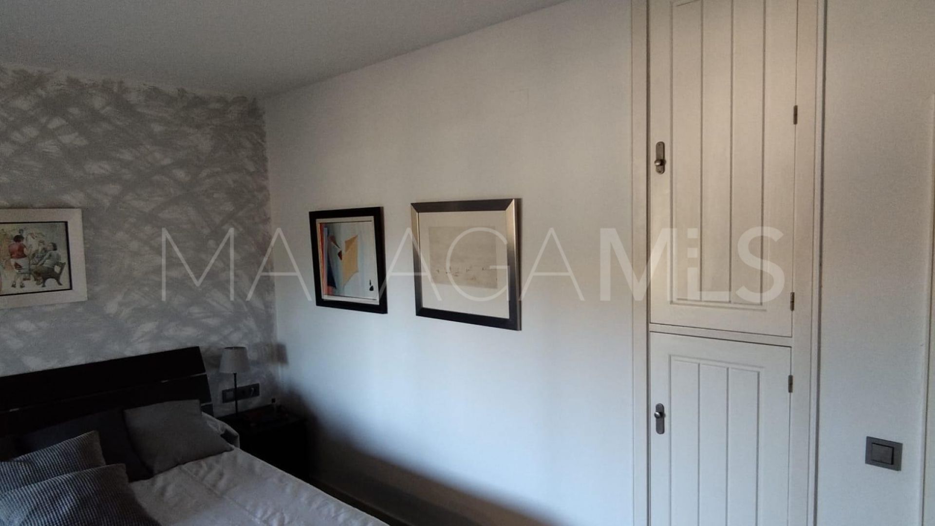 Duplex penthouse for sale in Calahonda