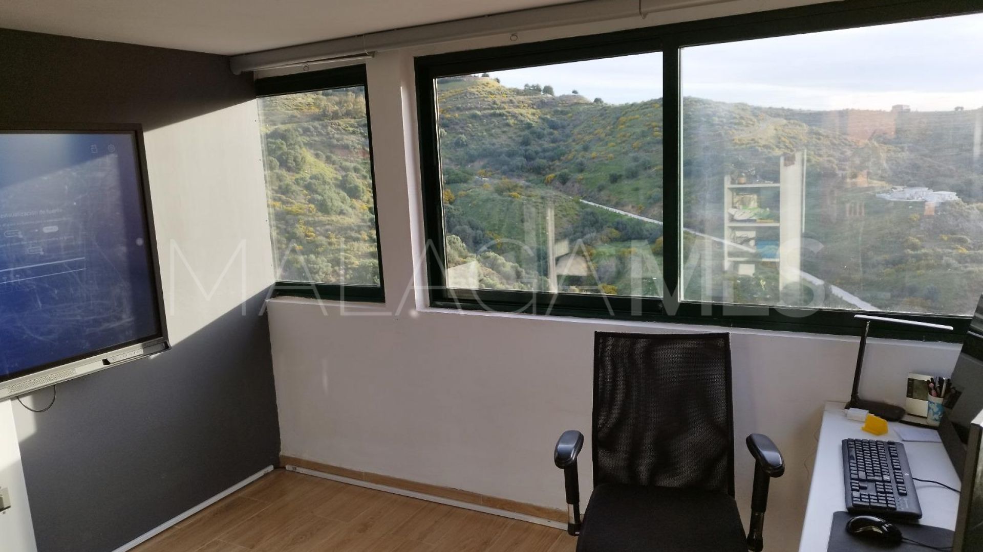Duplex penthouse for sale in Calahonda