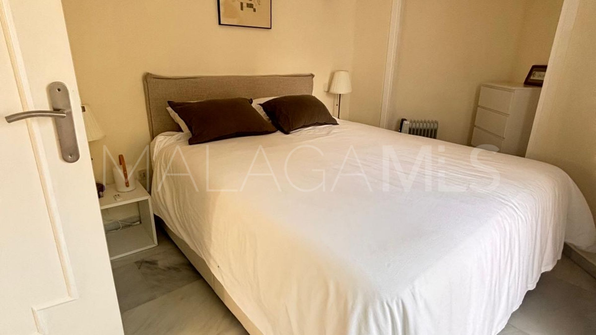 Duplex for sale in Calahonda