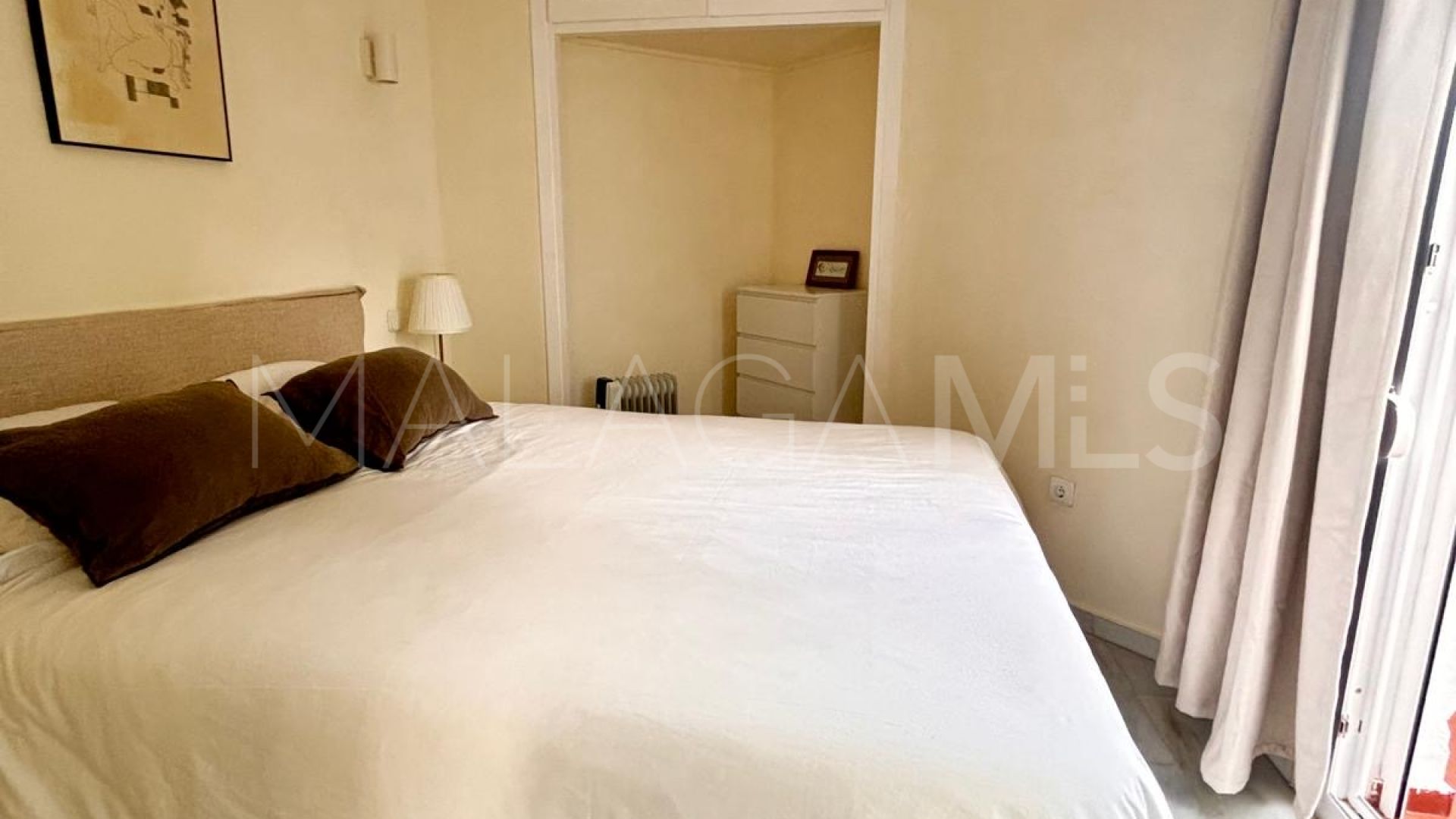 Duplex for sale in Calahonda
