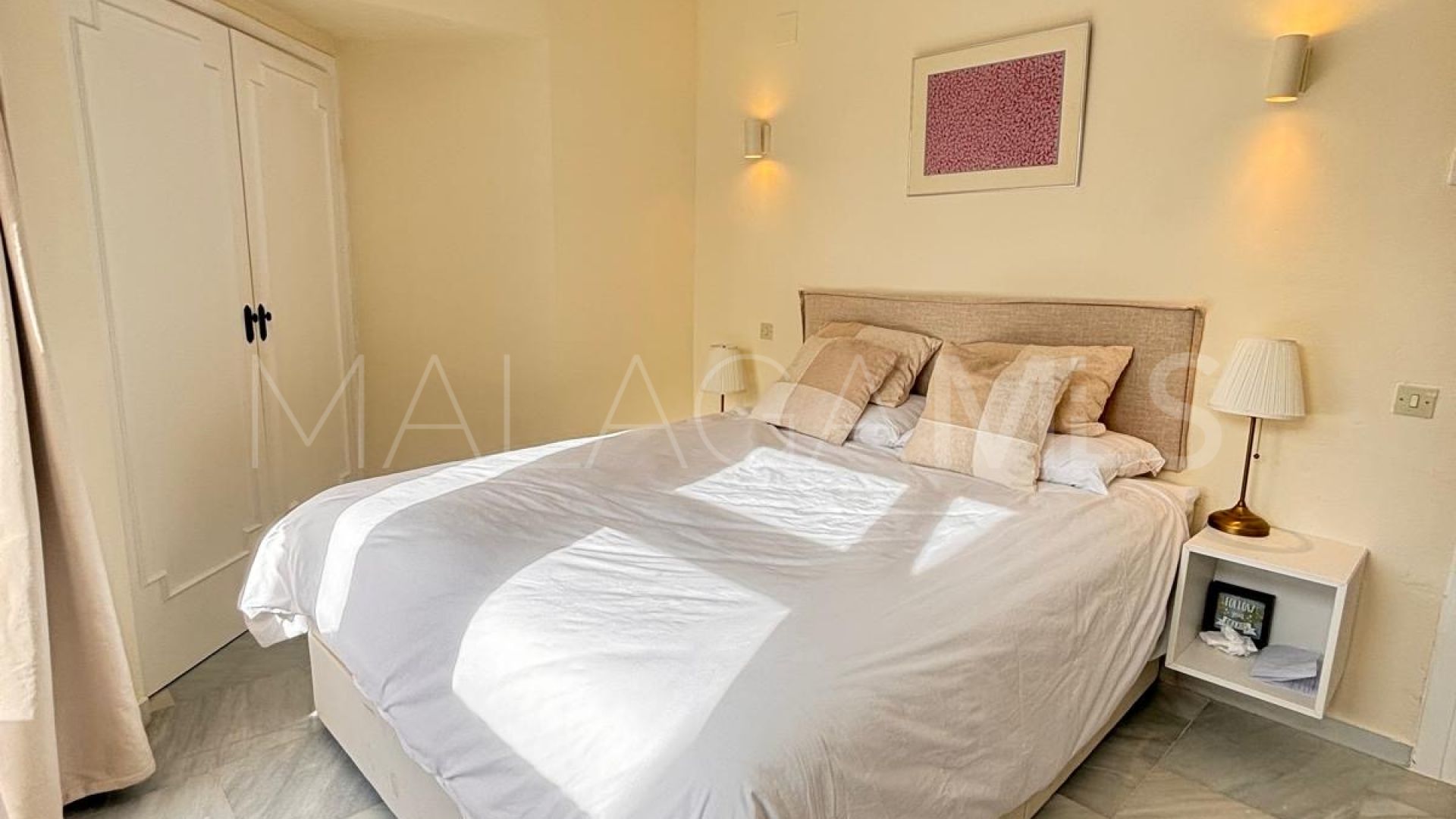 Duplex for sale in Calahonda