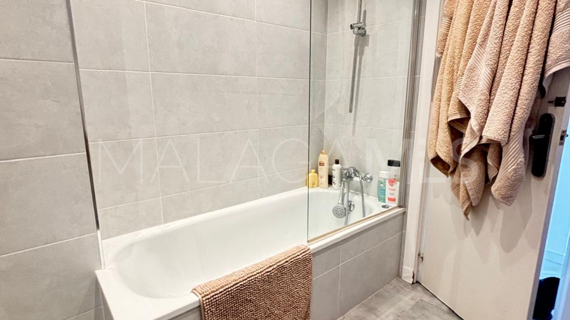 Duplex for sale in Calahonda