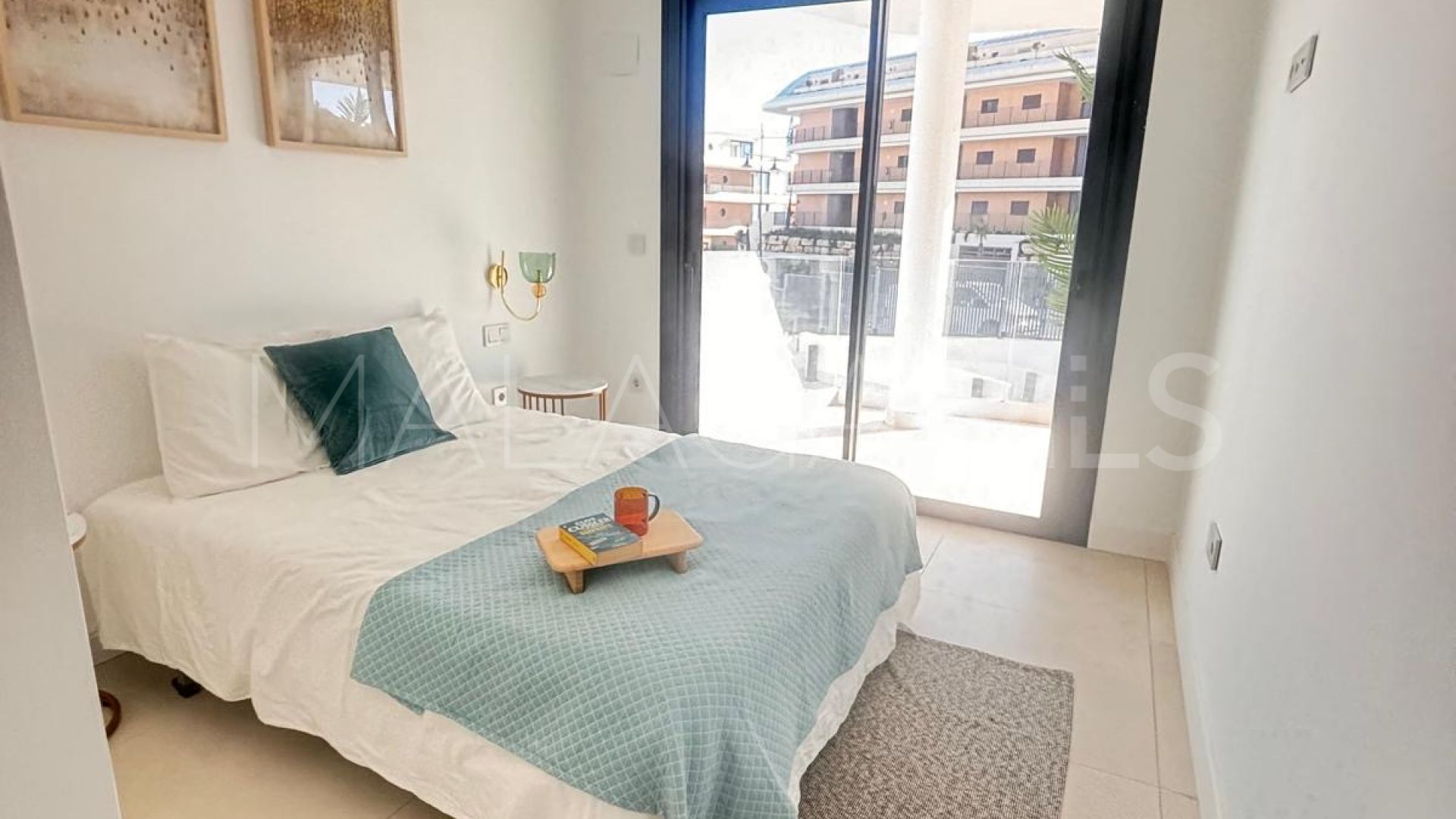 Apartment in El Higueron for sale