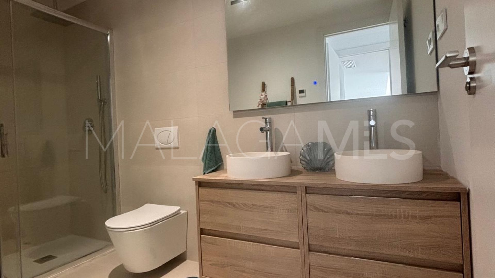 Apartment in El Higueron for sale