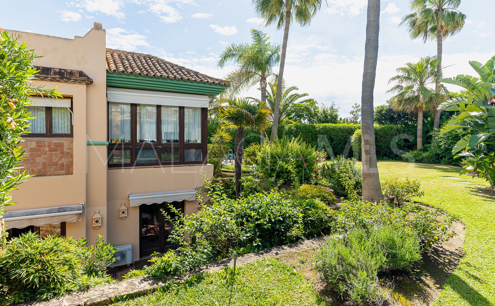 For sale Marbesa house with 6 bedrooms