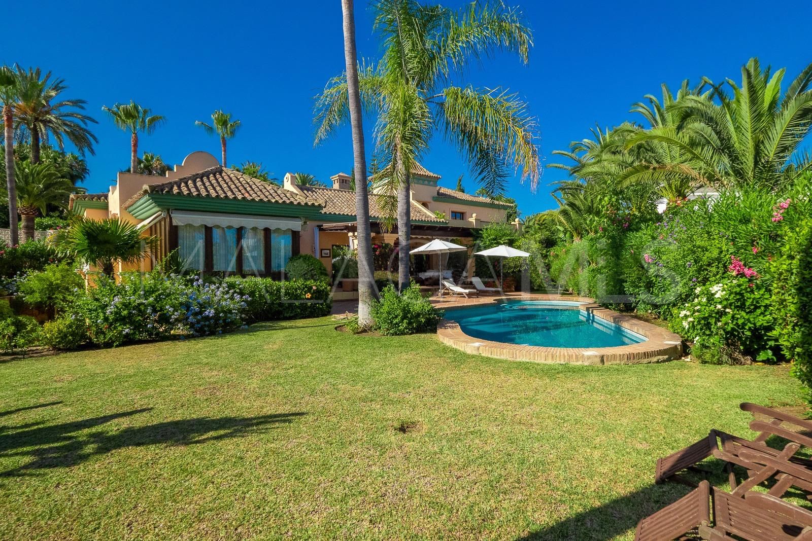 For sale Marbesa house with 6 bedrooms