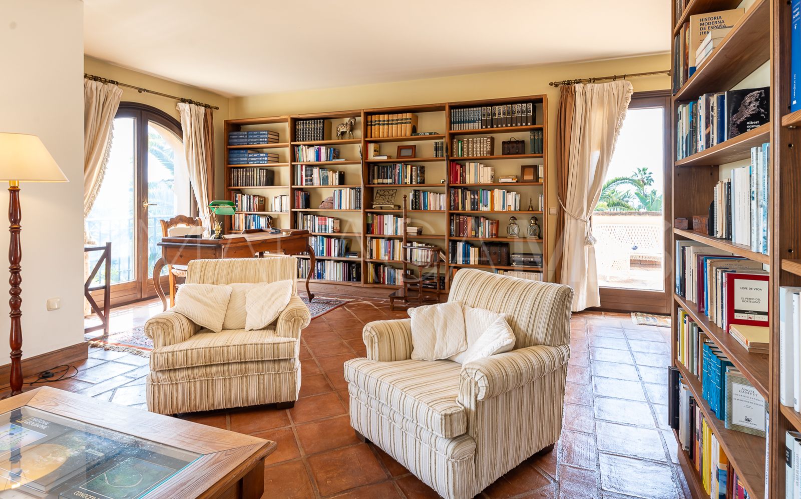 For sale Marbesa house with 6 bedrooms