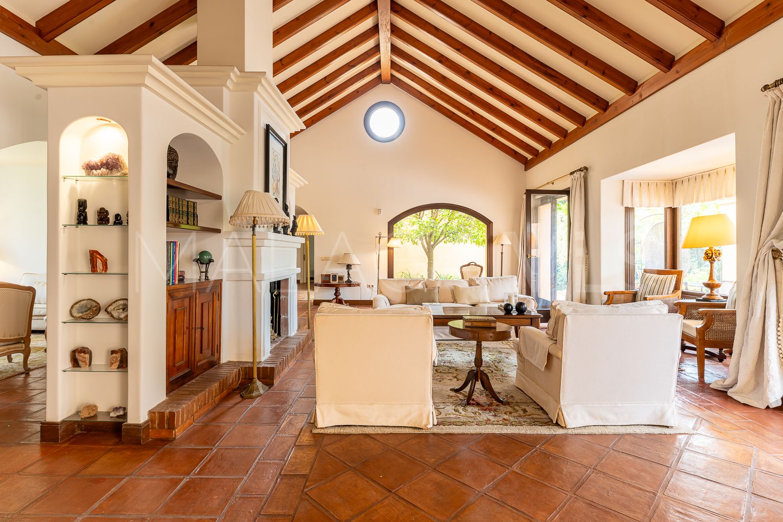 For sale Marbesa house with 6 bedrooms