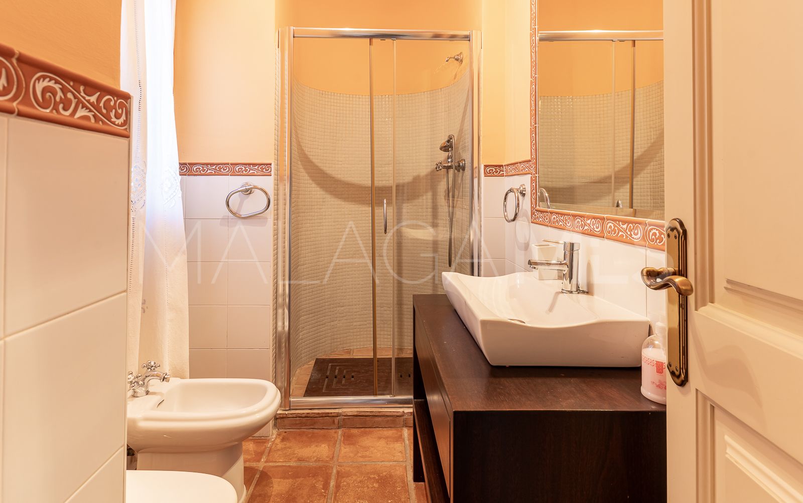 For sale Marbesa house with 6 bedrooms