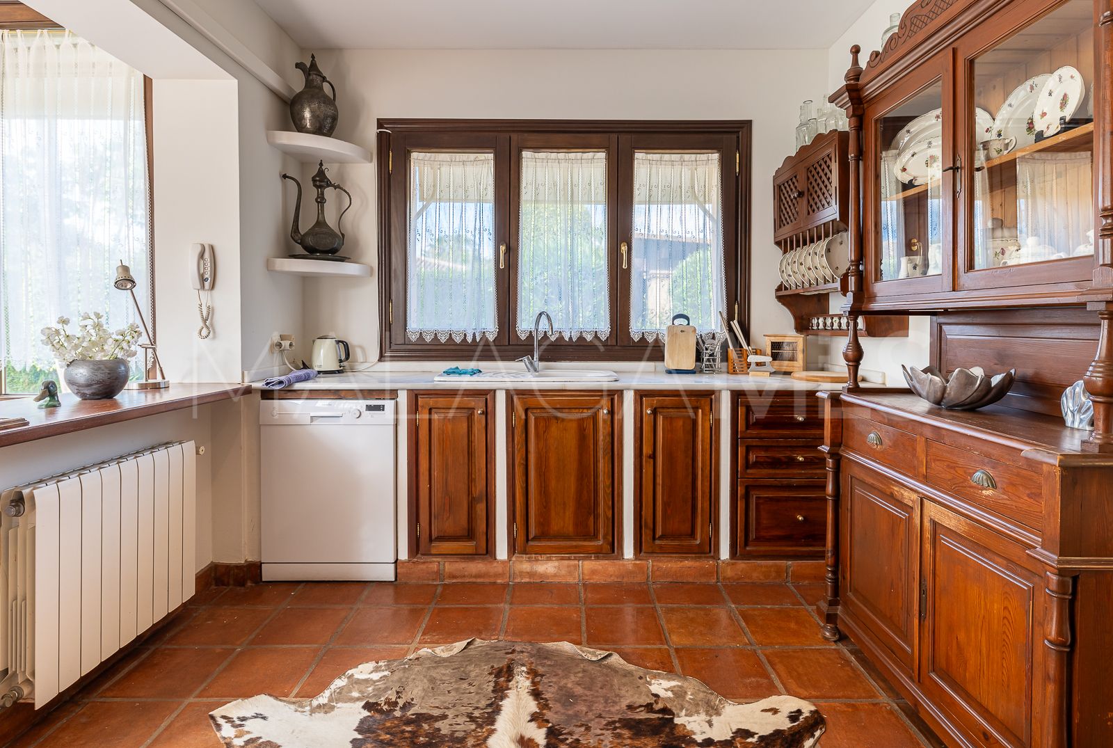 For sale Marbesa house with 6 bedrooms