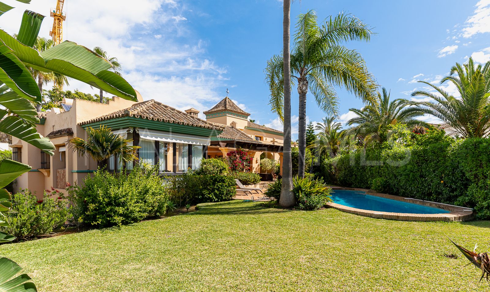 For sale Marbesa house with 6 bedrooms