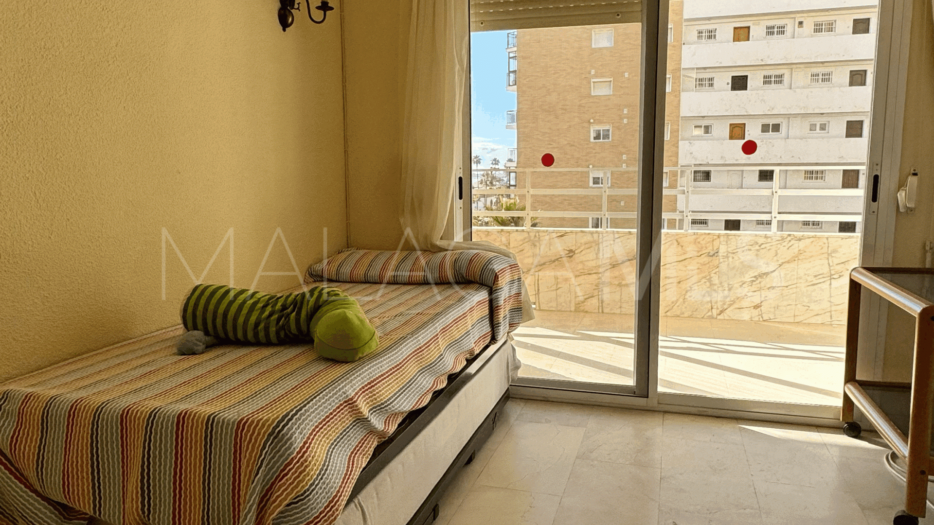 Lägenhet for sale in Fuengirola Puerto