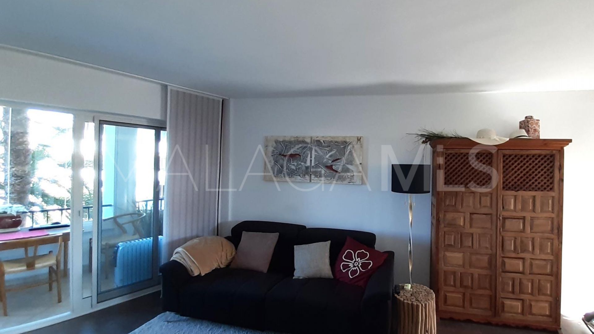 For sale apartment in Marbesa