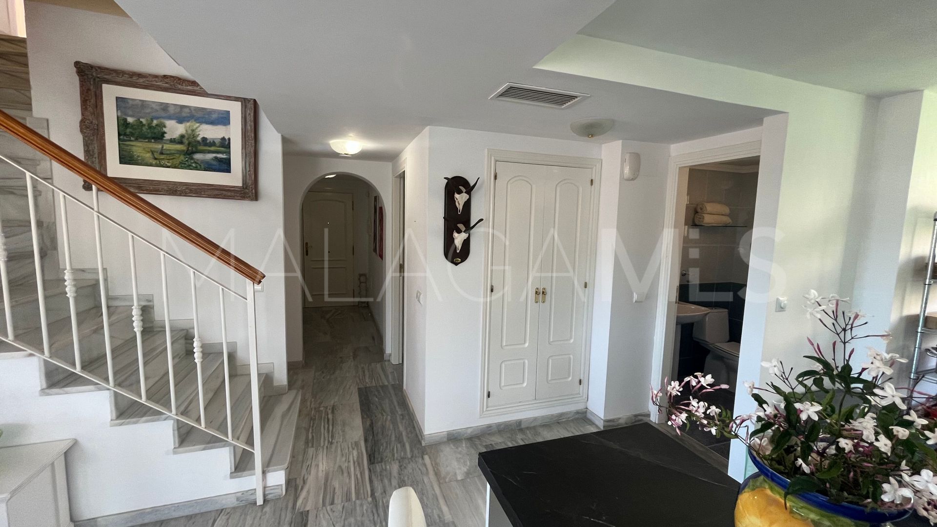 Se vende atico duplex in Calahonda de 3 bedrooms