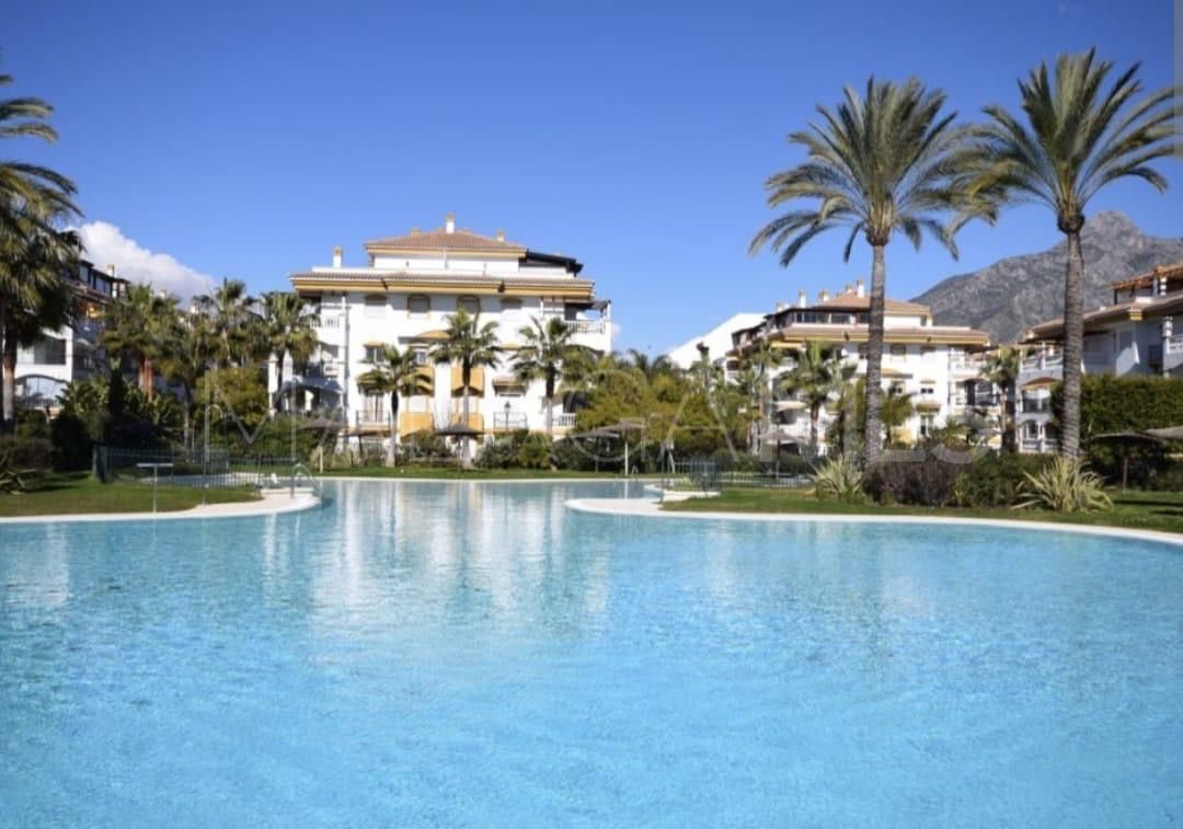 For sale ground floor apartment in Marbella City
