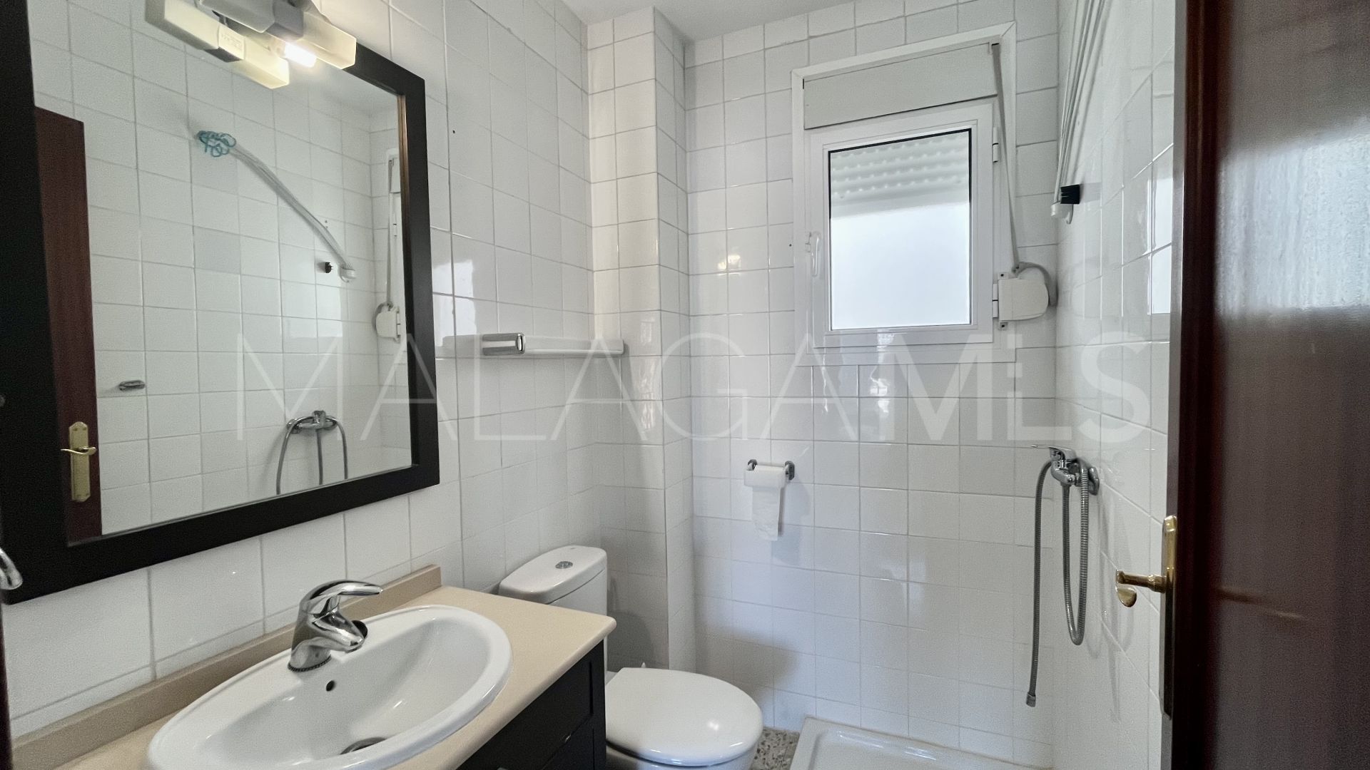 Buy apartamento in Los Boliches with 4 bedrooms