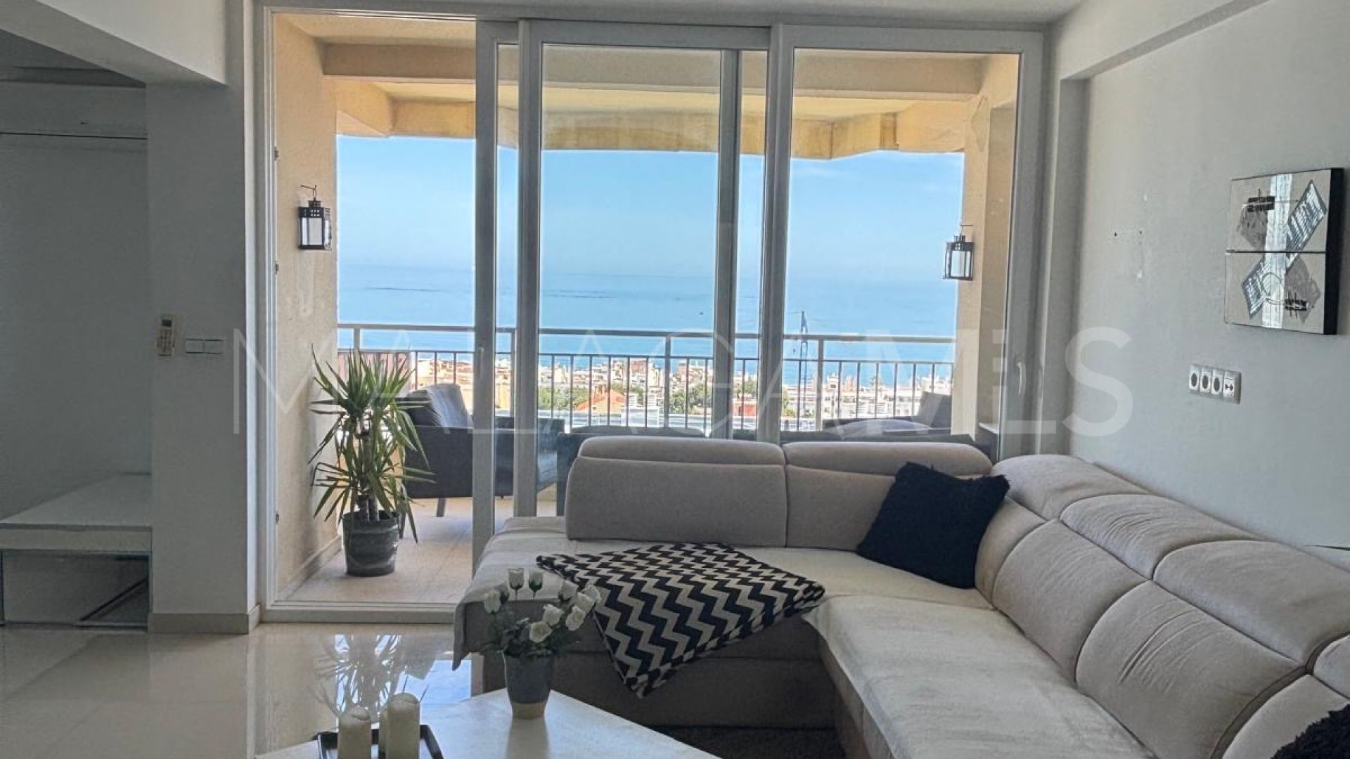 Appartement for sale in La Carihuela