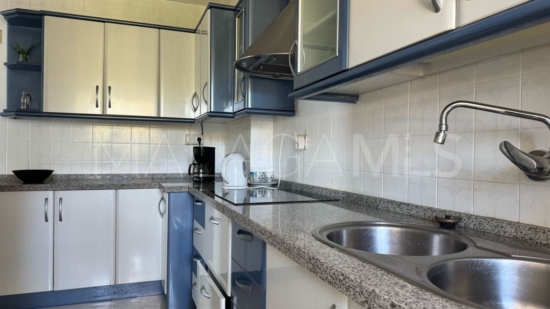 Appartement for sale in La Carihuela