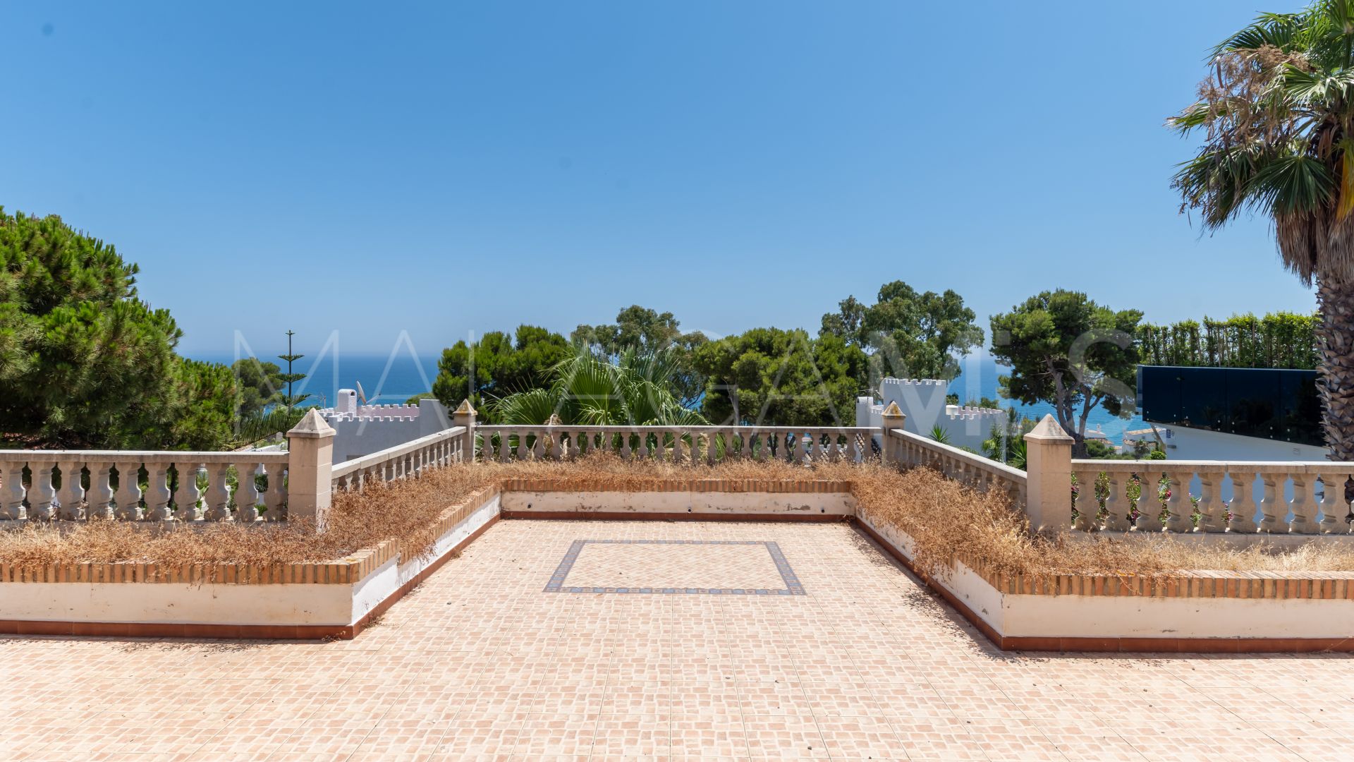 Villa for sale in Cala de Mijas