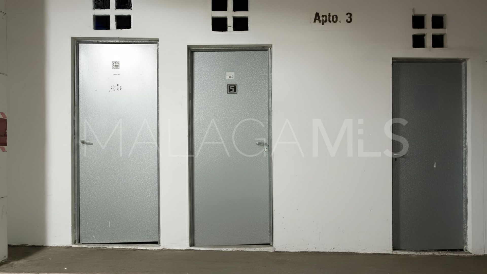 Buy apartamento planta baja in Sitio de Calahonda