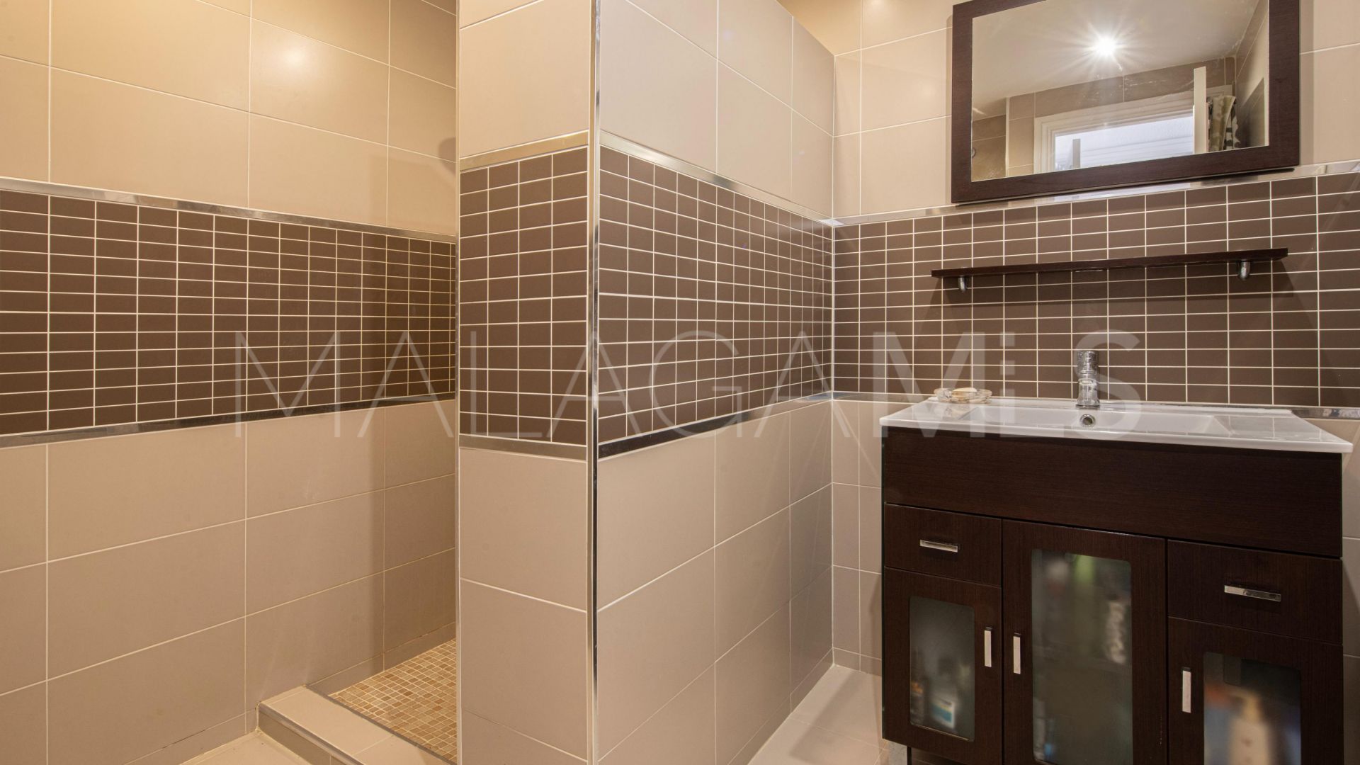 Buy apartamento planta baja in Sitio de Calahonda