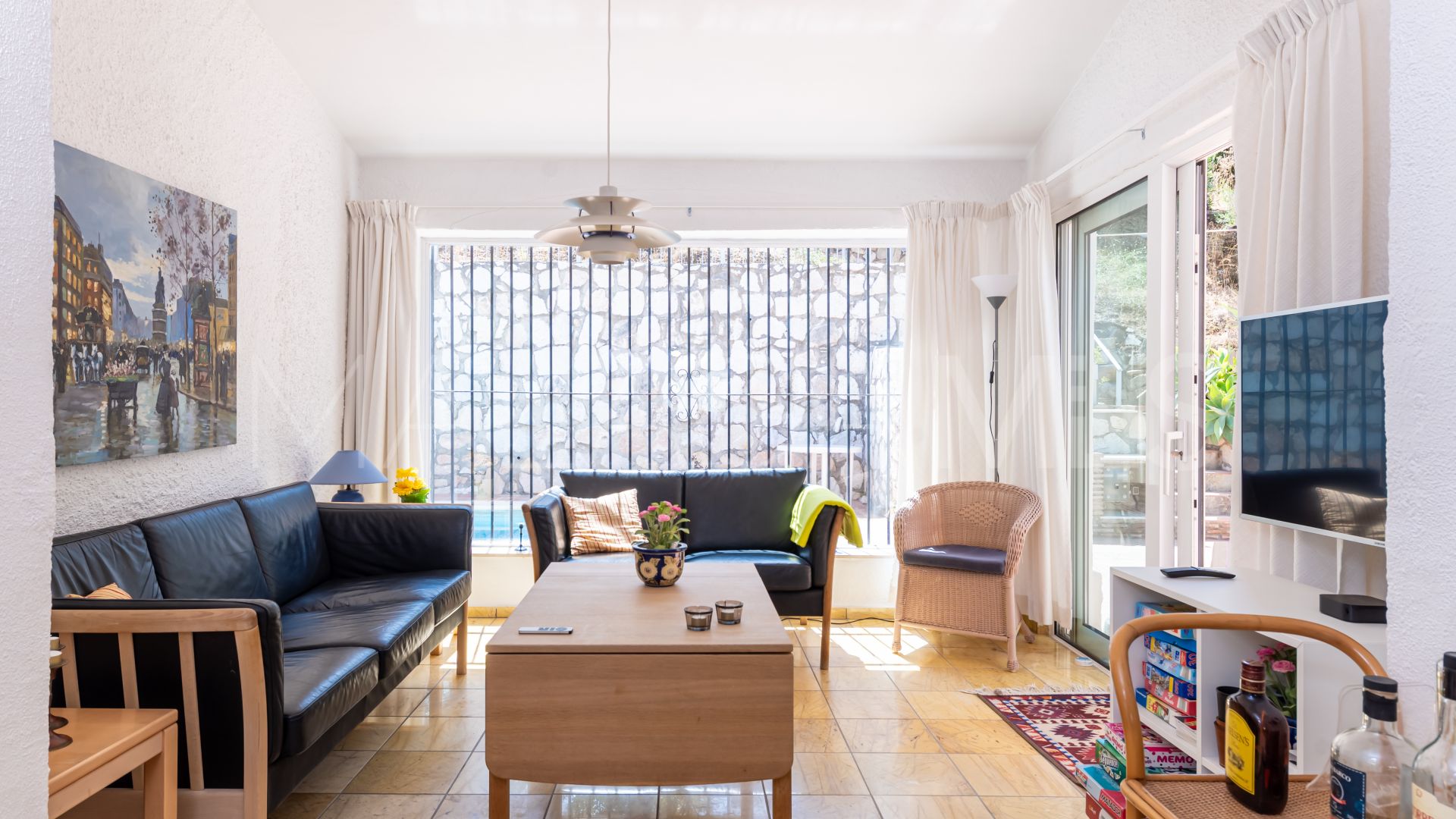 Villa for sale in Cerros del Aguila